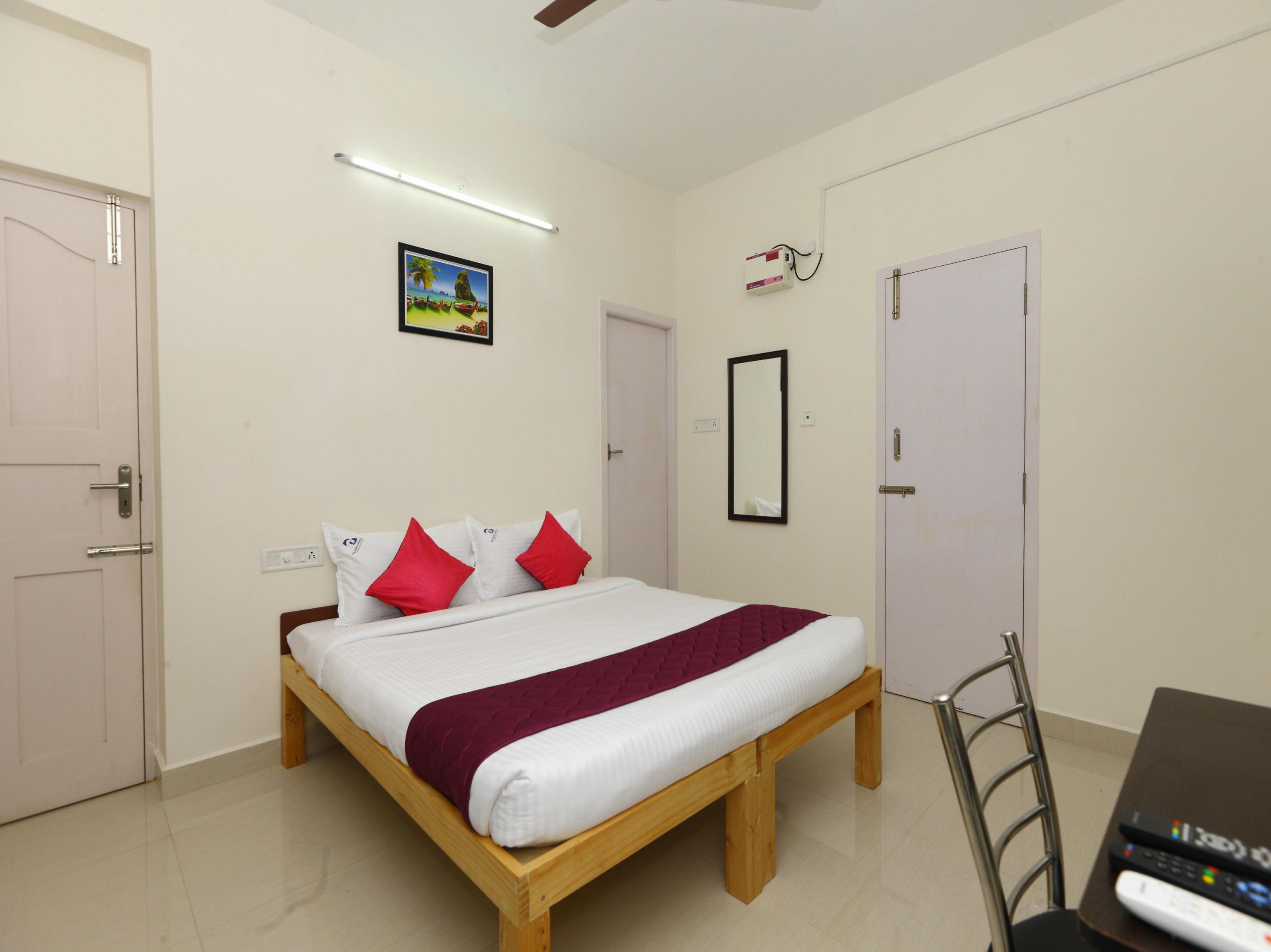 Oyo 9260 Olive Castles Inn Chennai Exterior photo